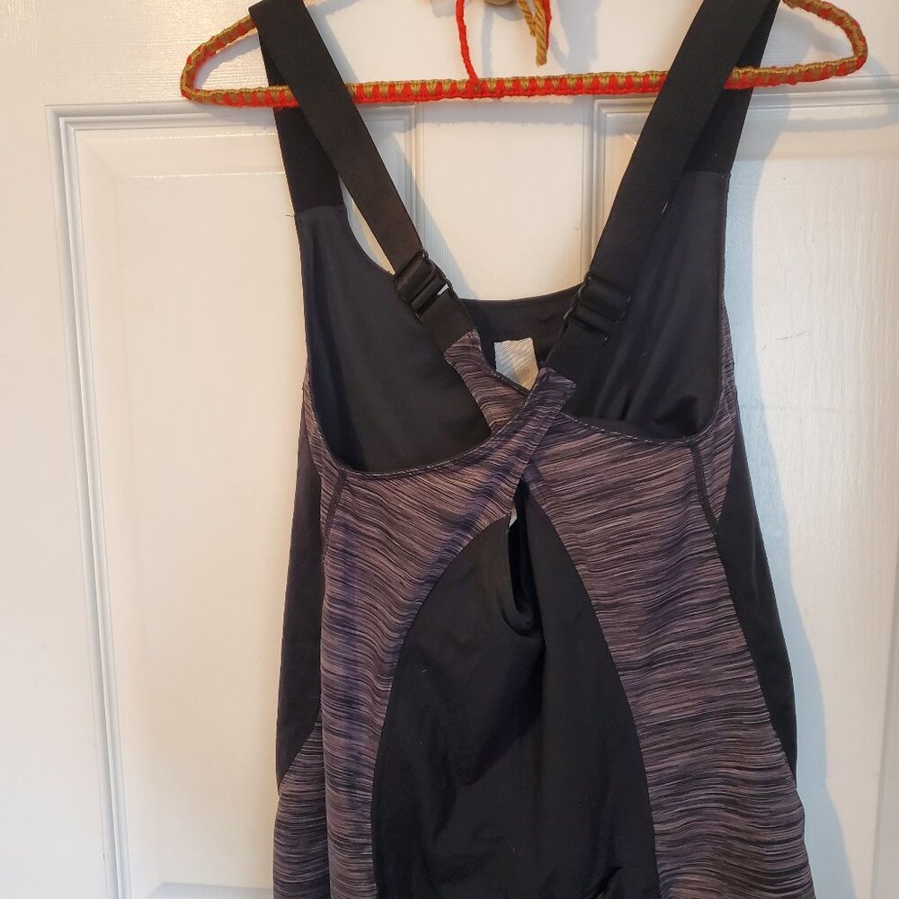 Merrell excercise shirt w/ adjustable straps